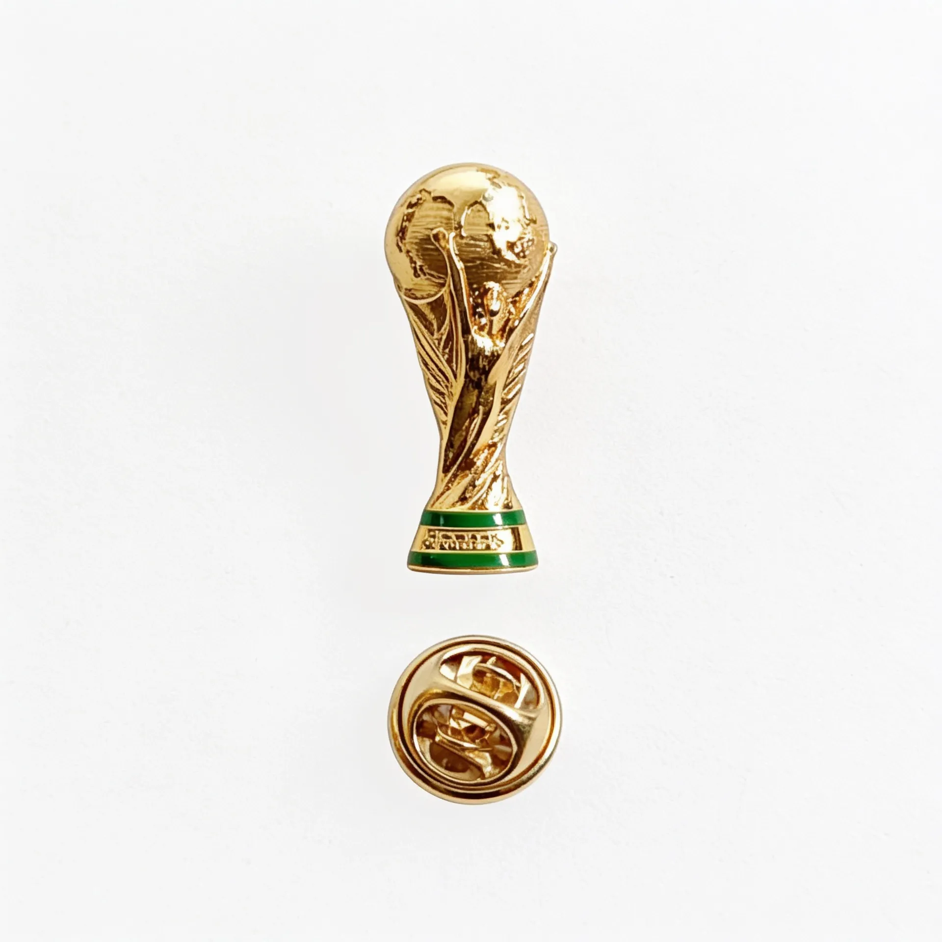 pin-copa-pequeña-mundial-dorado-con-mini-replica-del-trofeo-de-futbol
